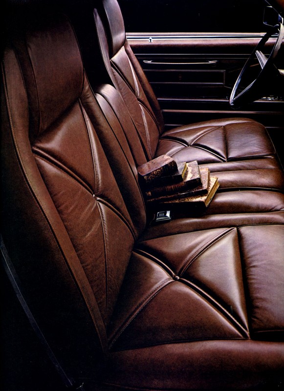 1971 Lincoln Continental Brochure Page 1